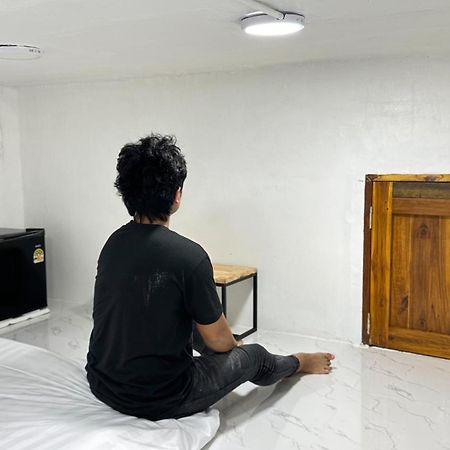Megun Capsule 150 Cm Apartment Bangkok Exterior photo