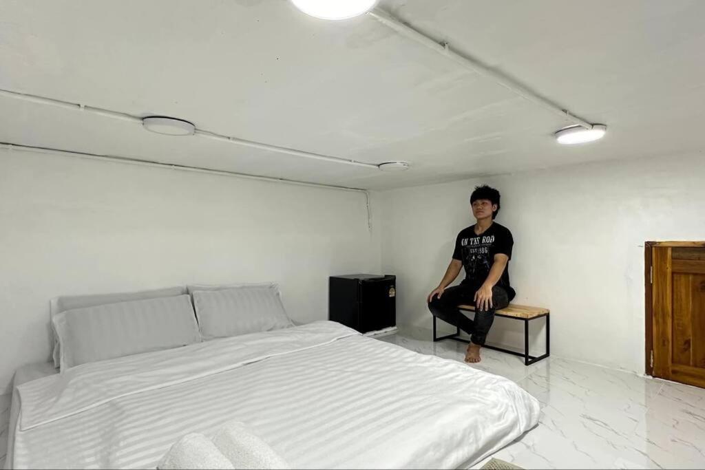 Megun Capsule 150 Cm Apartment Bangkok Exterior photo