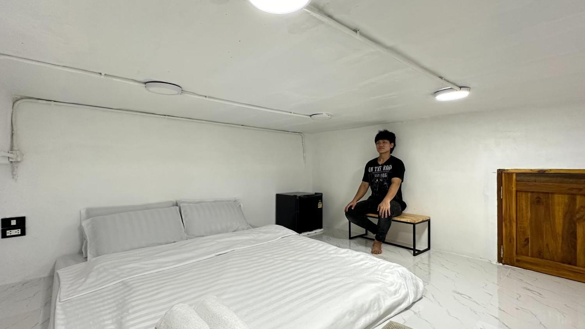 Megun Capsule 150 Cm Apartment Bangkok Exterior photo